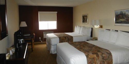 Lake House Hotel Osage Beach Esterno foto